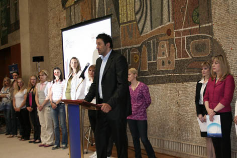 Predsednik OKS Vlade Divac